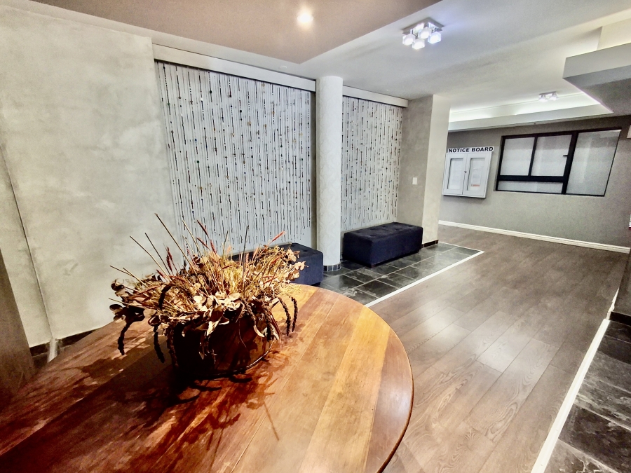 1 Bedroom Property for Sale in Royal Ascot Western Cape